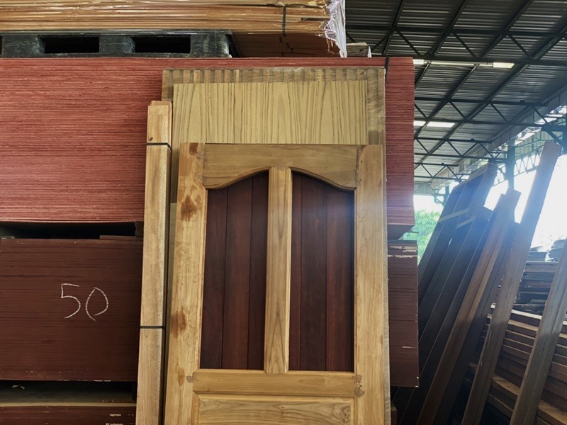 รับทำวงกบบานประตู